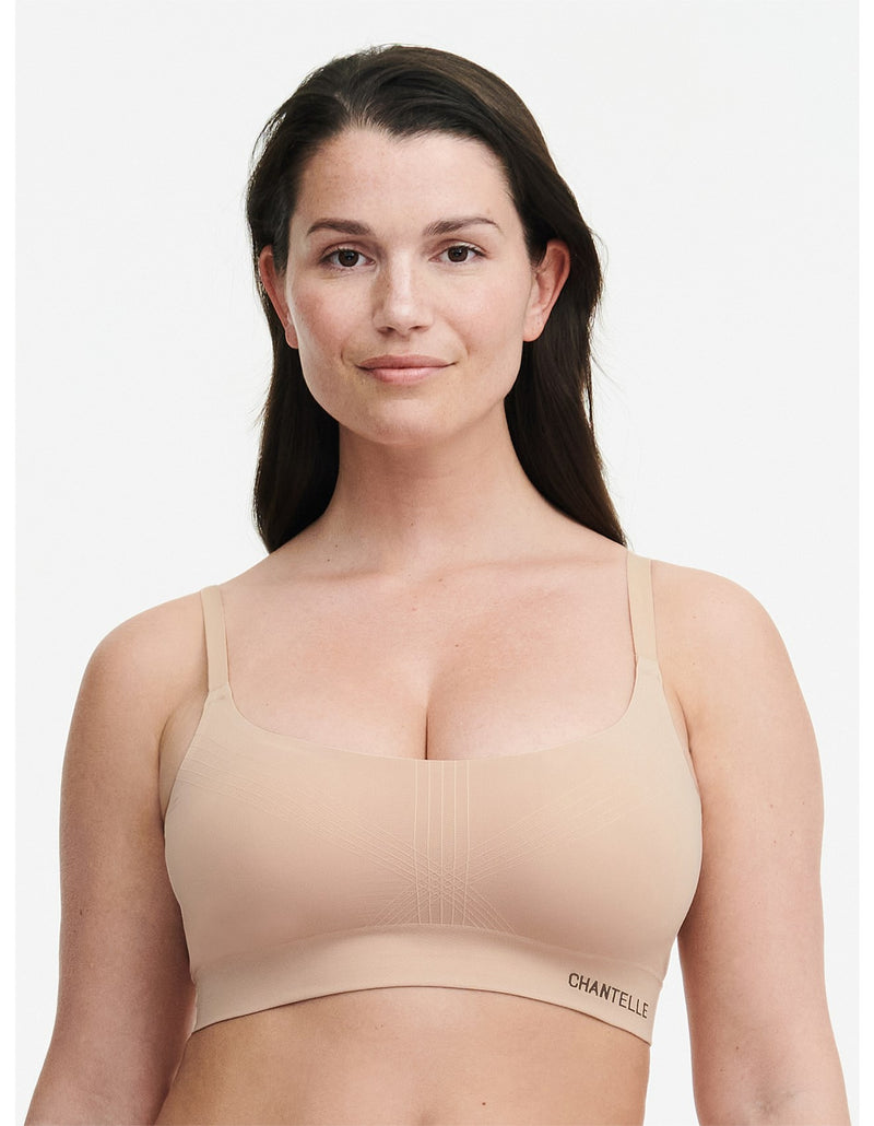 Chantelle - Smooth Comfort Wireless Lift Bralette