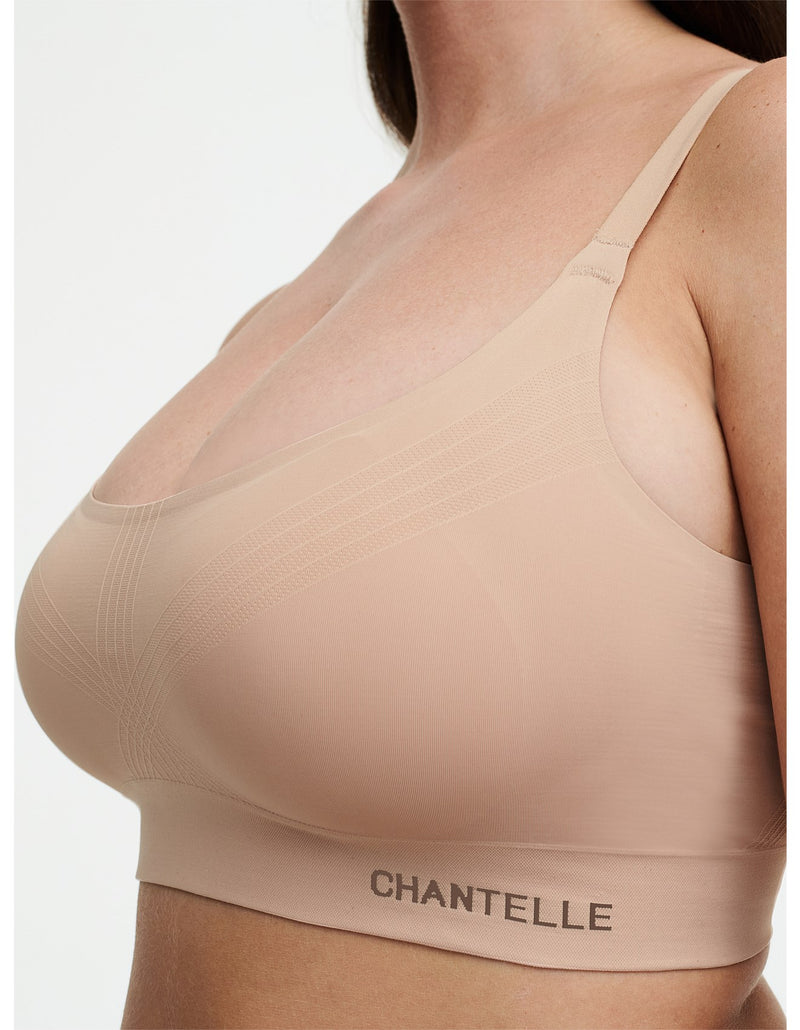 Chantelle - Smooth Comfort Wireless Lift Bralette