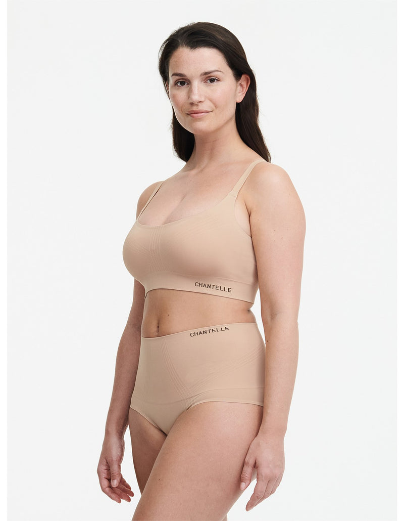 Chantelle - Smooth Comfort Wireless Lift Bralette