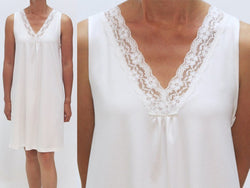 Victoria Linen - Suzie Double Sided Cotton Jersey V-Neck Nightgown | White