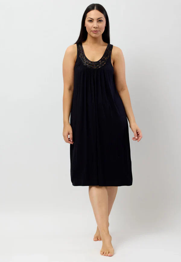 Yuu - Sleeveless Lace Nightie | Black
