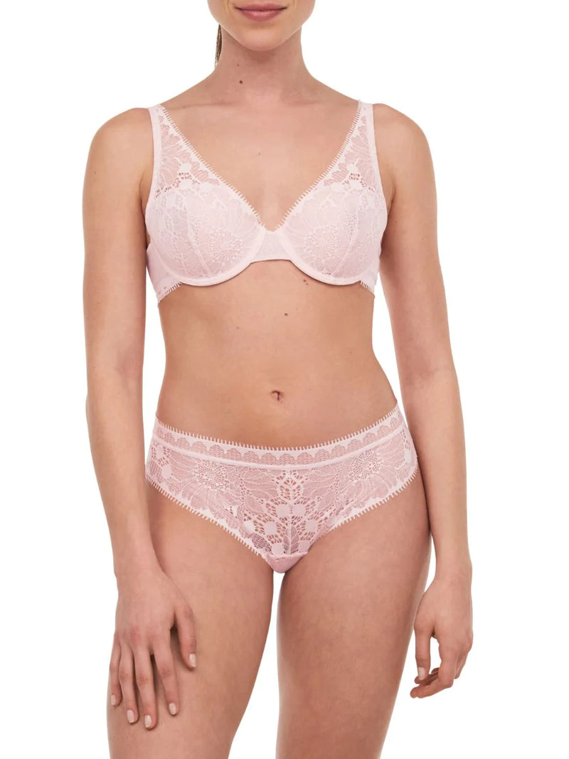 Chantelle - Day To Night Plunge Spacer Bra | Soft Pink